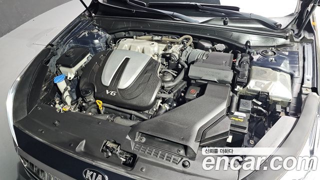 Kia K7 2018 — photo 6