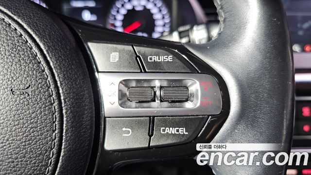 Kia K7 2018 — photo 15