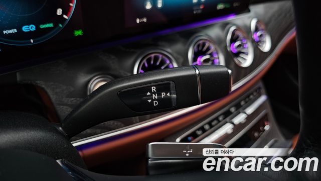 Mercedes-Benz CLS-Class 2023 — photo 12