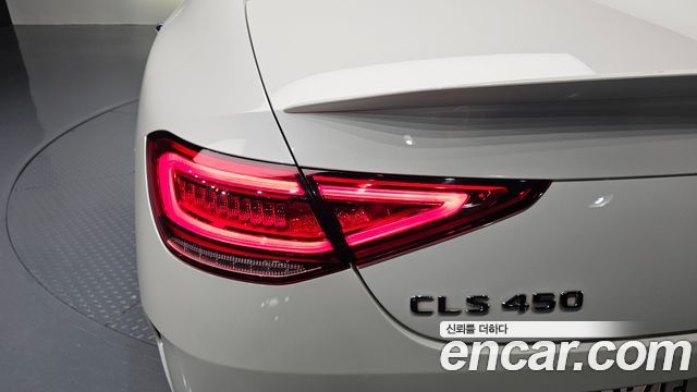 Mercedes-Benz CLS-Class 2023 — photo 9