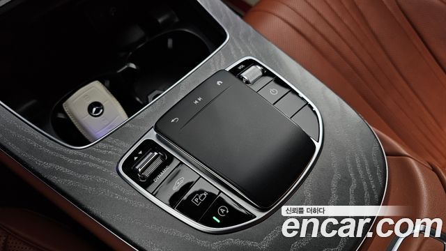 Mercedes-Benz CLS-Class 2023 — photo 27