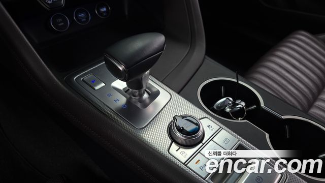 Genesis G70 2021 — photo 12