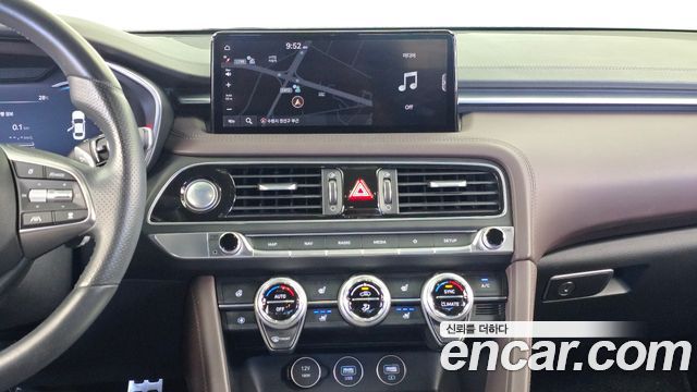Genesis G70 2021 — photo 18