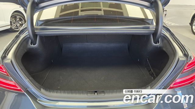 Genesis G70 2021 — photo 26
