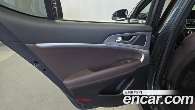 Genesis G70 2021 — photo 15