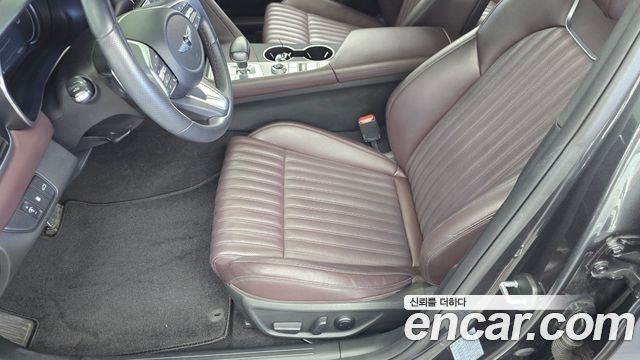 Genesis G70 2021 — photo 27