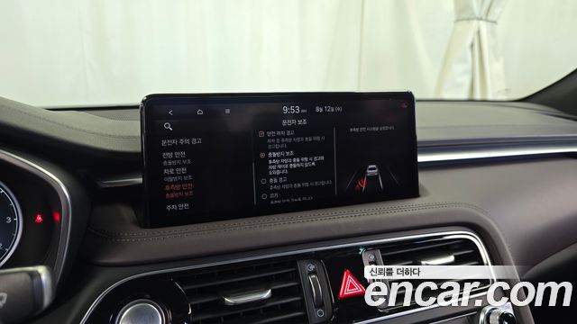 Genesis G70 2021 — photo 29