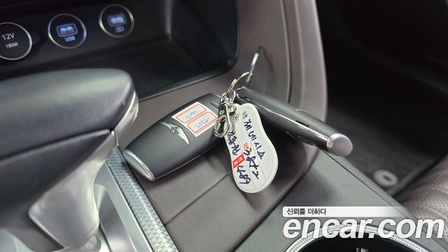 Genesis G70 2021 — photo 31