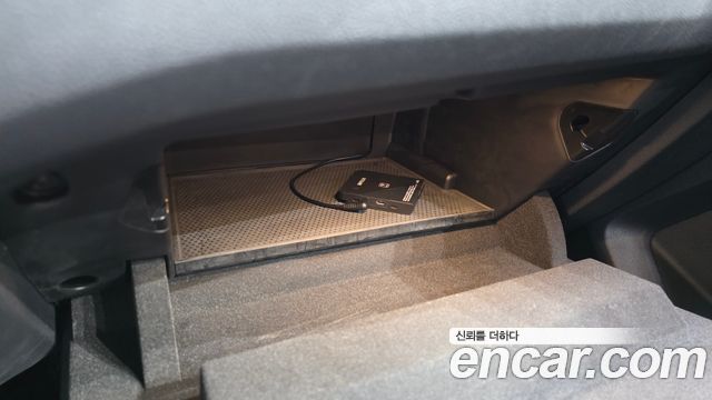 BMW 1-Series 2020 — photo 28