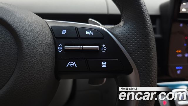 Hyundai Staria 2025 — photo 28