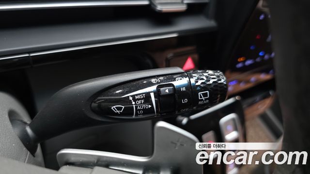 Hyundai Staria 2025 — photo 29