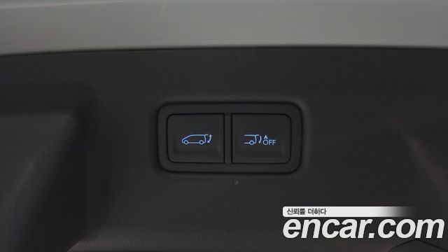 Hyundai Staria 2025 — photo 30