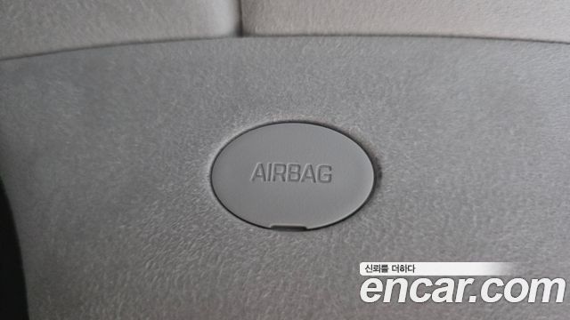 Hyundai Staria 2025 — photo 33