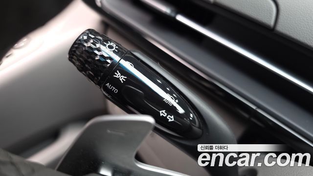 Hyundai Staria 2025 — photo 35