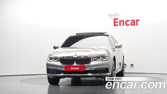 BMW 7-Series 2016 — photo 3