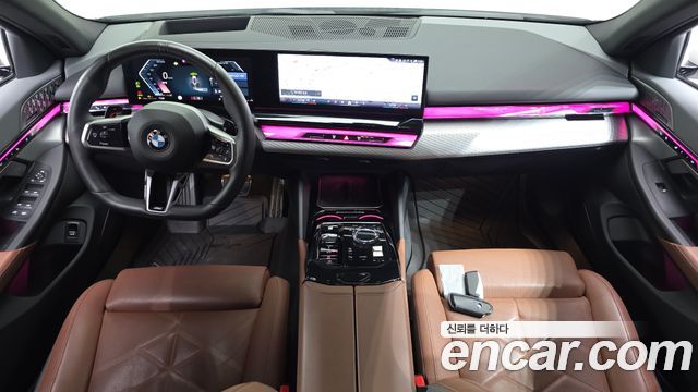 BMW 5-Series 2025 — photo 10