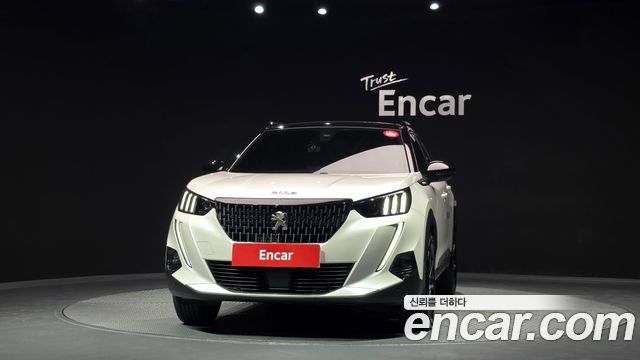 Peugeot 2008 2021 — photo 3