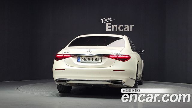 Mercedes-Benz S-Class 2023 — photo 4