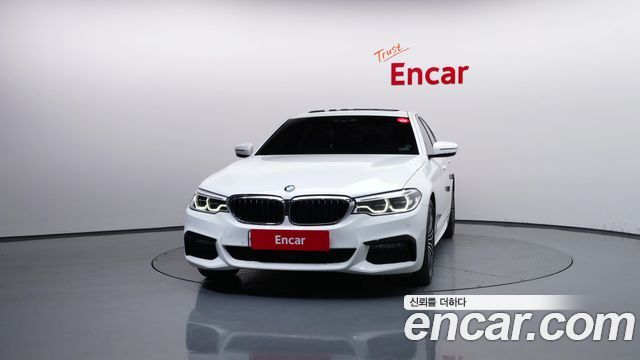 BMW 5-Series 2020 — photo 3