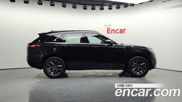 Land Rover Range Rover Velar 2026 — photo 5