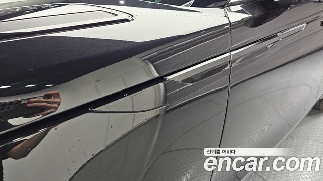 Land Rover Range Rover Velar 2026 — photo 20