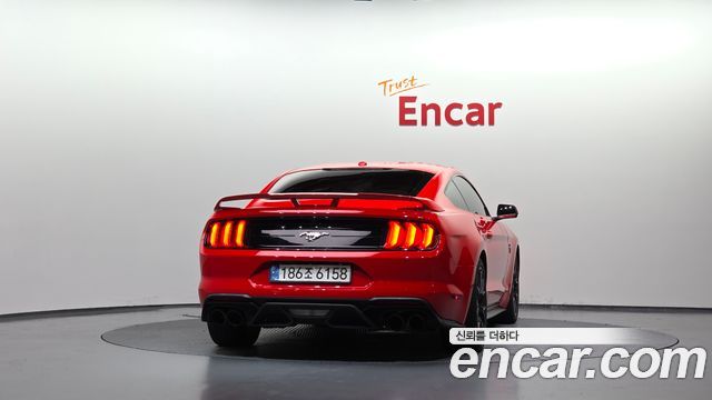 Ford Mustang 2018 — photo 4