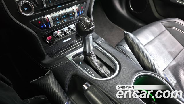 Ford Mustang 2018 — photo 12