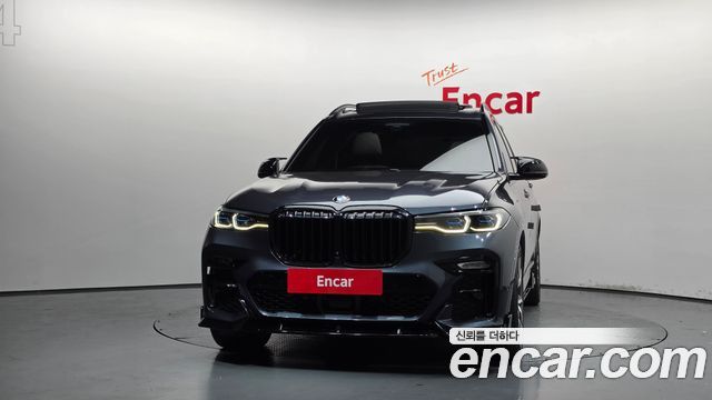 BMW X7 2021 — photo 3