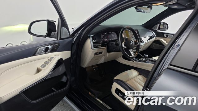 BMW X7 2021 — photo 13