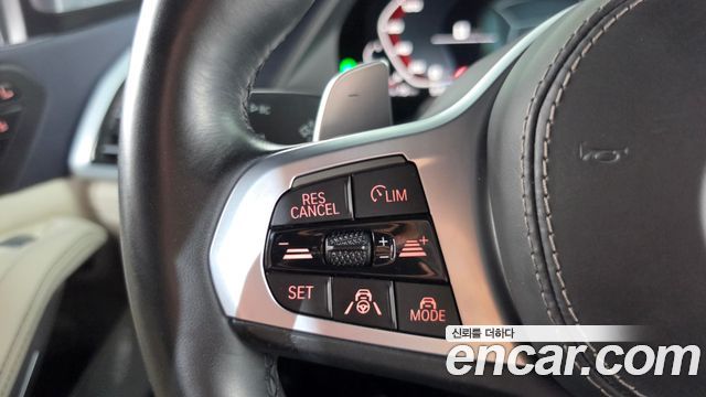 BMW X7 2021 — photo 23
