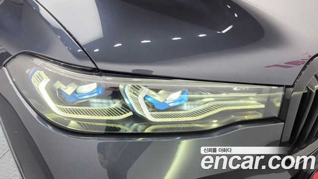BMW X7 2021 — photo 8