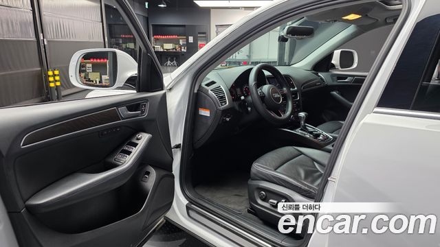 Audi Q5 2016 — photo 10