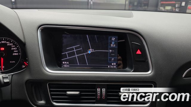 Audi Q5 2016 — photo 14
