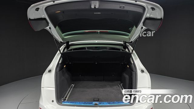 Audi Q5 2016 — photo 20