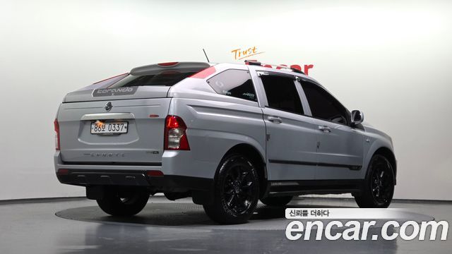 KG Mobility KORANDO 2018 — photo 2