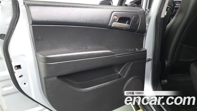 KG Mobility KORANDO 2018 — photo 15