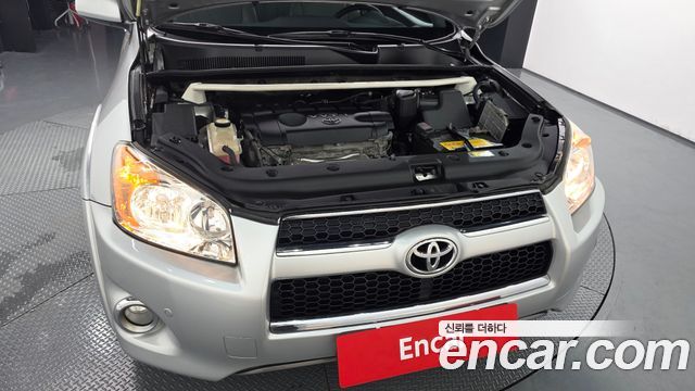 Toyota RAV4 2012 — photo 6