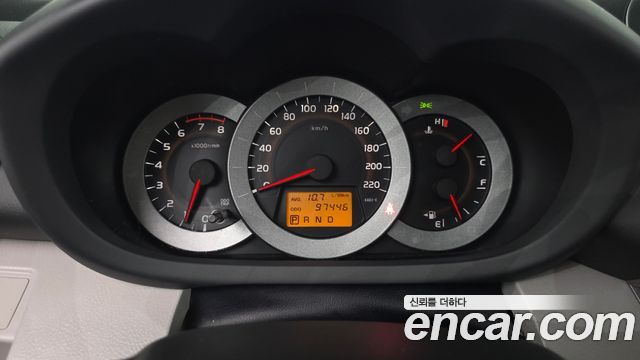 Toyota RAV4 2012 — photo 8