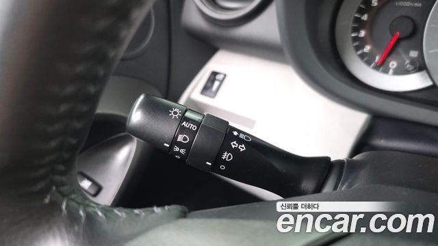 Toyota RAV4 2012 — photo 18