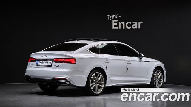 Audi A5 2021 — photo 2