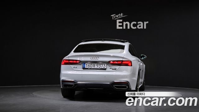 Audi A5 2021 — photo 4
