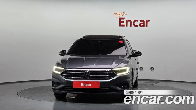 Volkswagen Jetta 2021 — photo 3