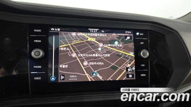 Volkswagen Jetta 2021 — photo 14
