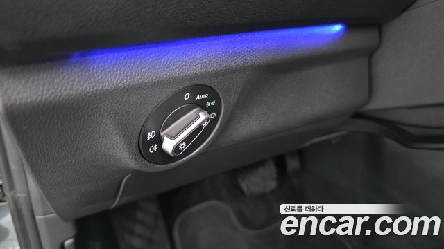 Volkswagen Jetta 2021 — photo 17