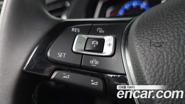 Volkswagen Jetta 2021 — photo 18