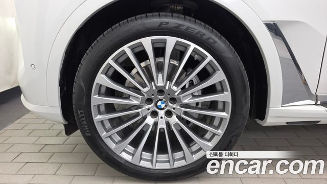 BMW X7 2025 — photo 5
