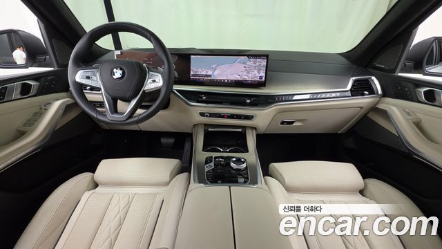 BMW X7 2025 — photo 10
