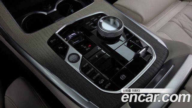 BMW X7 2025 — photo 12