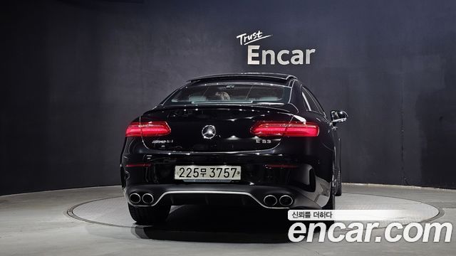 Mercedes-Benz E-Class 2020 — photo 4