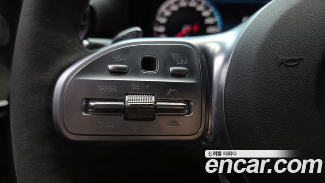 Mercedes-Benz E-Class 2020 — photo 26